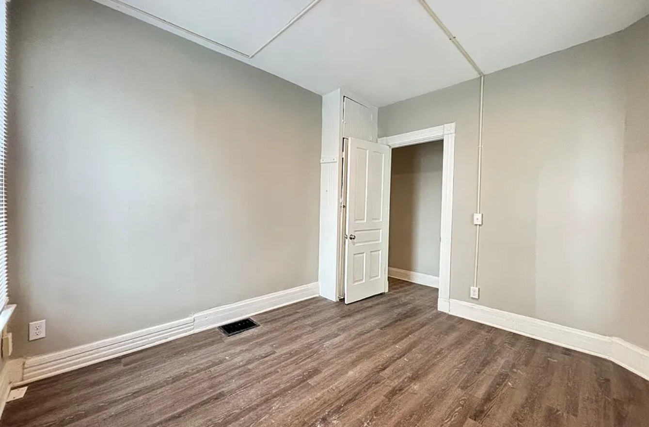 Gallery Image 19