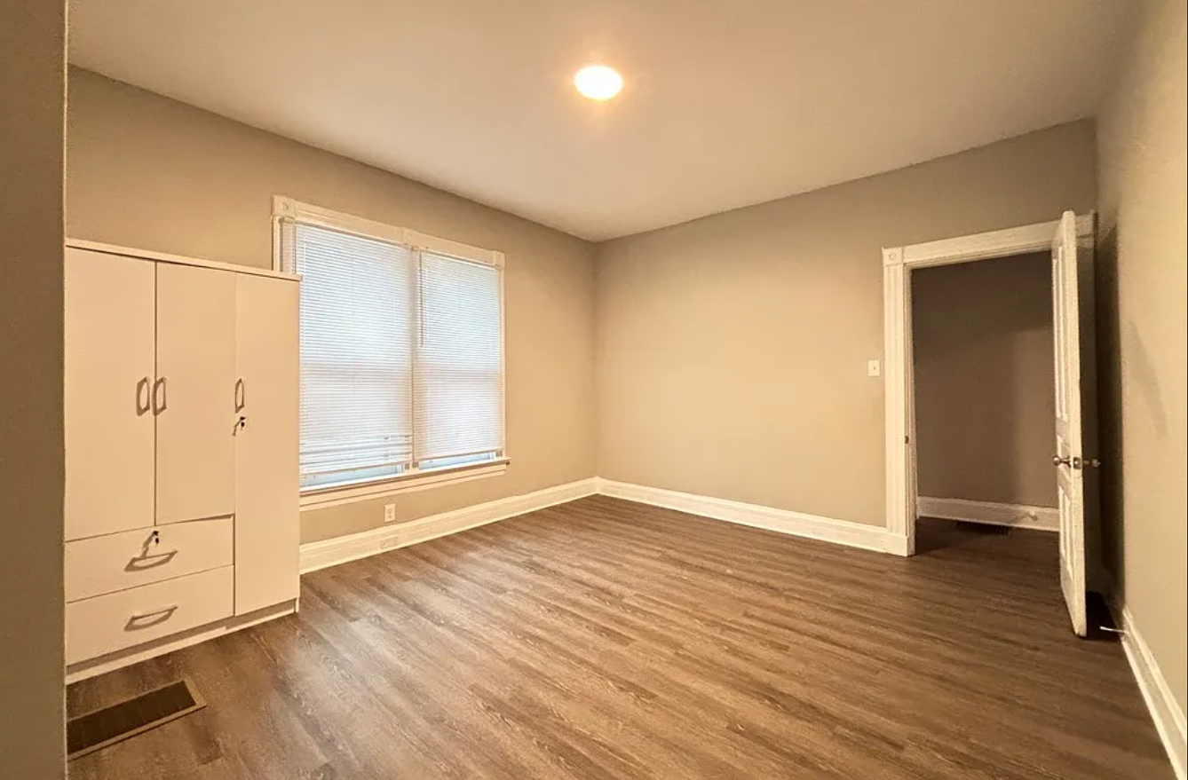Gallery Image 14